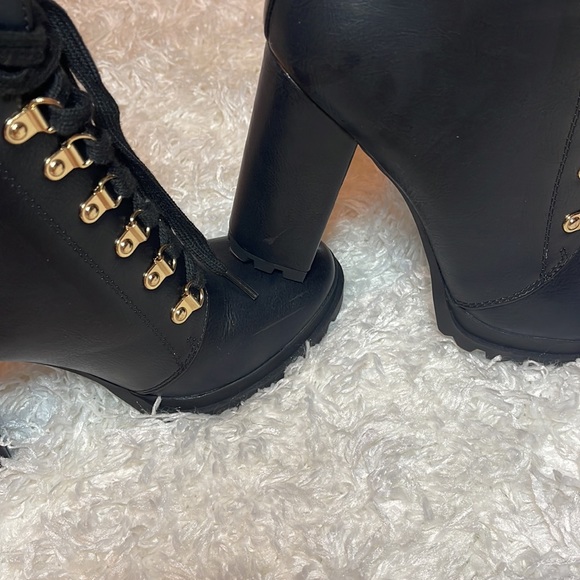 Lace-Up Booties - Picture 6 of 8